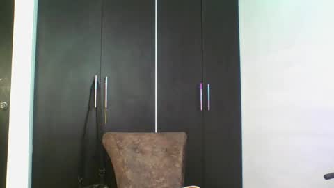 Snapshot of claybrown_ chatting on 7, 5, 2026 Clay online show from 7, 5, 2026