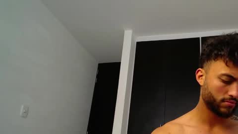 Snapshot of claybrown_ chatting on 31, 5, 2026 Clay online show from 31, 5, 2026