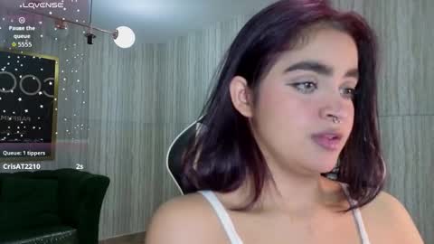 Snapshot of clementine_t chatting on 13, 9, 2025 Clementine online show from 13, 9, 2025