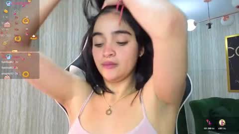 Snapshot of clementine_t chatting on 24, 10, 2025 Clementine online show from 24, 10, 2025