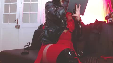 Snapshot of cleodoranoir chatting on 2, 2, 2026 cleodoranoir online show from 2, 2, 2026