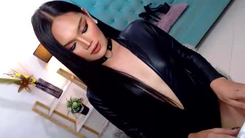 Cleo online show from 28, 11, 2025