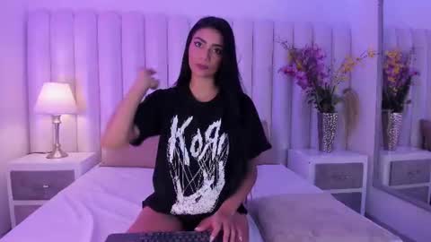 Snapshot of cleosteele_ chatting on 25, 7, 2026 CleoSteele online show from 25, 7, 2026