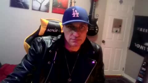 Snapshot of clintwood12 chatting on 3, 3, 2025 chad online show from 3, 3, 2025