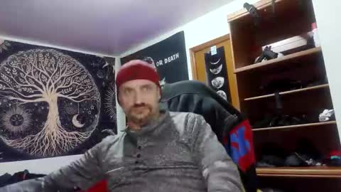 Snapshot of clintwood12 chatting on 29, 11, 2025 chad online show from 29, 11, 2025