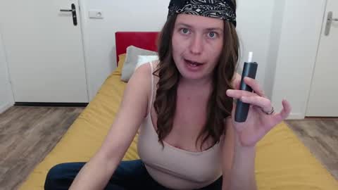 Snapshot of clittytastic chatting on 13, 2, 2025 Syl online show from 13, 2, 2025