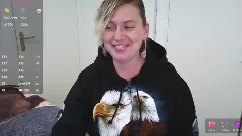 Snapshot of clittytastic chatting on 23, 11, 2025 Syl online show from 23, 11, 2025