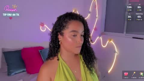 Snapshot of cloe_25 chatting on 5, 6, 2026 cloe_25 online show from 5, 6, 2026