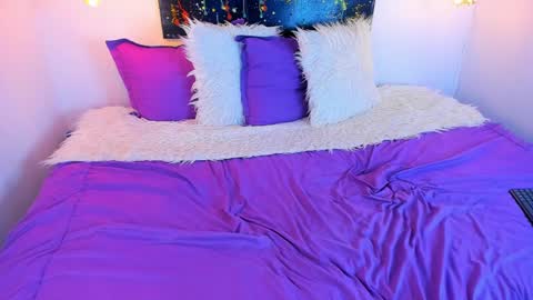 Cloe Bridgee online show from 15, 12, 2024