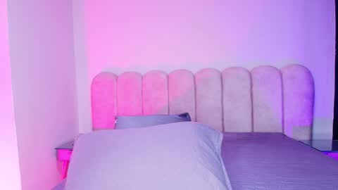 Cloe  Stanfort online show from 22, 12, 2025