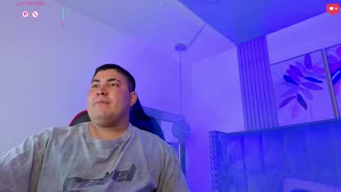 Cloe x Billy online show from 8, 4, 2026