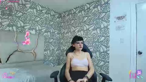 Snapshot of cloee_tay1 chatting on 14, 2, 2026 cloee_tay1 online show from 14, 2, 2026