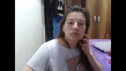 cloepregnant25 online show from 30, 3, 2026