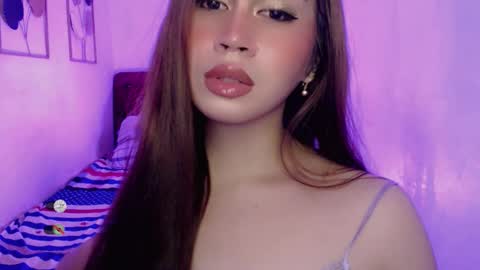 Snapshot of cloudia_babe chatting on 25, 9, 2025 Cloudia babe69 online show from 25, 9, 2025