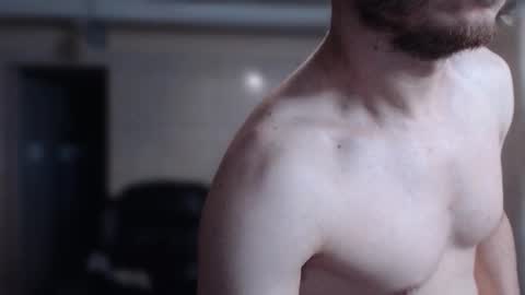 Snapshot of cloudstrife10 chatting on 9, 11, 2025 Juank online show from 9, 11, 2025