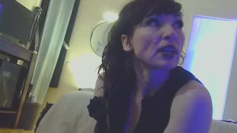 Snapshot of cloudy2025 chatting on 23, 4, 2026 cloudy2025 online show from 23, 4, 2026