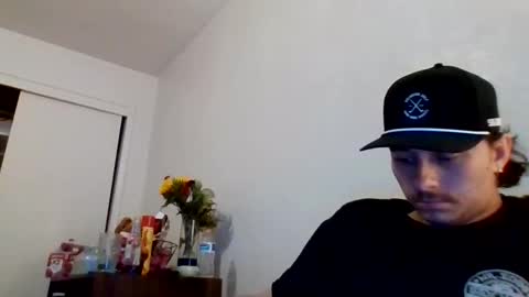 Snapshot of cloudyydayzz chatting on 17, 2, 2026 tallhungandcloudy online show from 17, 2, 2026