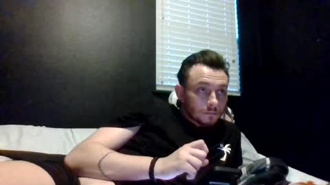 Snapshot of cloudyydayzz chatting on 27, 6, 2026 tallhungandcloudy online show from 27, 6, 2026