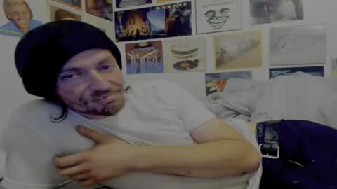 cloudyystarr666 online show from 10, 1, 2026