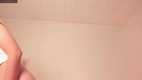 Chloe  online show from 11, 11, 2025