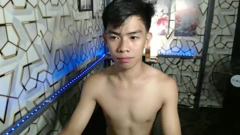 Snapshot of clyde_twinkx chatting on 18, 9, 2025 clyde_twinkx online show from 18, 9, 2025