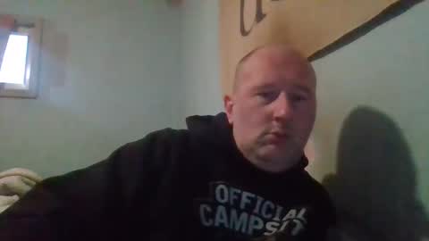 Snapshot of cmk32 chatting on 17, 1, 2025 big daddy online show from 17, 1, 2025