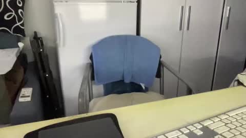 Snapshot of coach_karl chatting on 9, 11, 2025 Coach Karl Porn Star Tip me all the way to my next trip online show from 9, 11, 2025