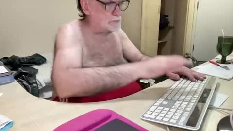 Snapshot of coach_karl chatting on 18, 5, 2026 Coach Karl Porn Star Tip me all the way to my next trip online show from 18, 5, 2026