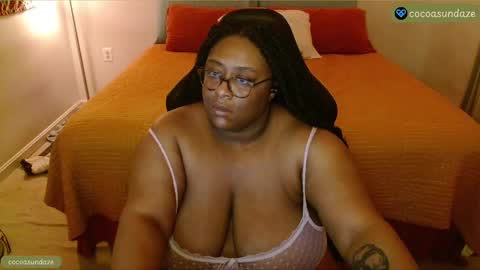 Sunnye Daze online show from 9, 3, 2025