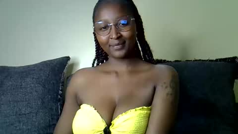 Snapshot of cocobaby_ chatting on 3, 6, 2026 Coco online show from 3, 6, 2026
