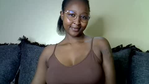 Snapshot of cocobaby_ chatting on 18, 7, 2026 Coco online show from 18, 7, 2026