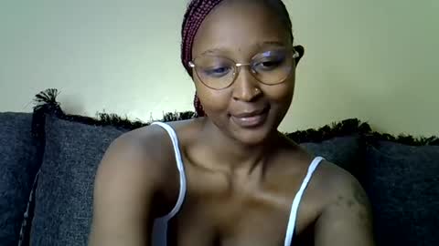 Snapshot of cocobaby_ chatting on 28, 7, 2026 Coco online show from 28, 7, 2026