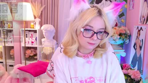 Mia online show from 7, 12, 2024