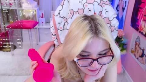 Mia online show from 13, 12, 2024