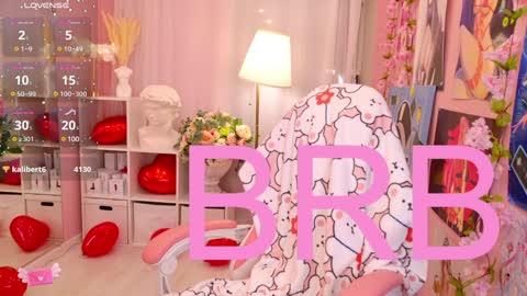 Mia online show from 8, 2, 2025