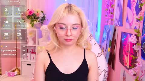 Mia online show from 6, 3, 2025