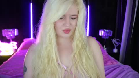 onlyfans amyleyy online show from 19, 12, 2024