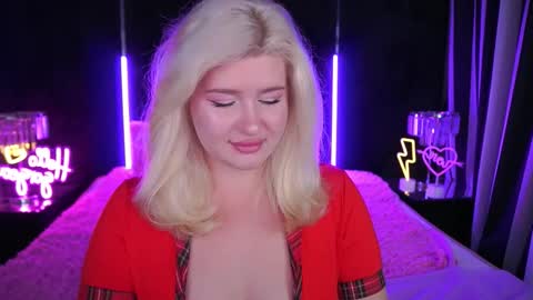 onlyfans amyleyy online show from 9, 10, 2025