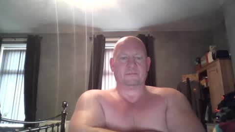 col4nows online show from 24, 11, 2025