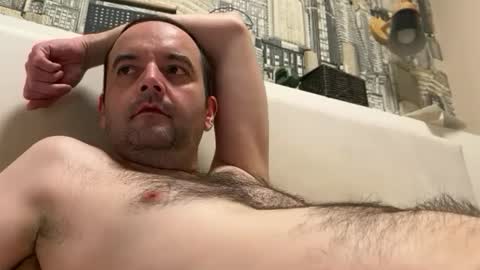 colambus83 online show from 3, 2, 2026