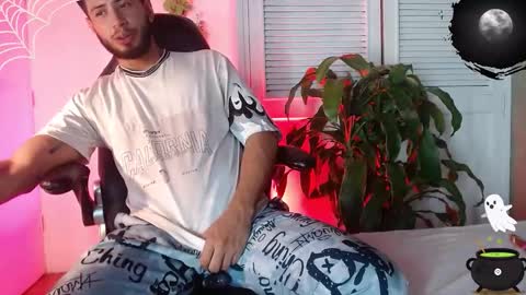 Snapshot of colby_smit chatting on 10, 10, 2025 Colby online show from 10, 10, 2025