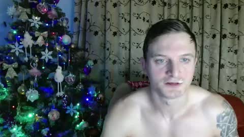 Snapshot of colin_hopex chatting on 18, 12, 2025 colin hopex online show from 18, 12, 2025