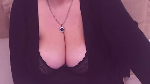 Snapshot of college_dream_bbw chatting on 10, 2, 2025 Maddison online show from 10, 2, 2025