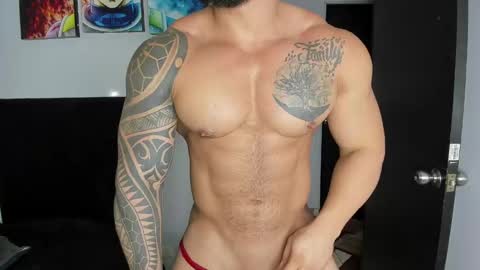 Snapshot of college_muscle_ass chatting on 8, 1, 2025 college_muscle_ass online show from 8, 1, 2025