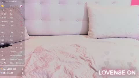 Snapshot of collegepawglovedaddy chatting on 12, 1, 2025 MEGAN online show from 12, 1, 2025