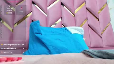 Snapshot of collegepawglovedaddy chatting on 10, 11, 2025 MEGAN online show from 10, 11, 2025