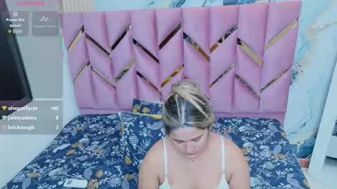 Snapshot of collegepawglovedaddy chatting on 30, 11, 2025 MEGAN online show from 30, 11, 2025