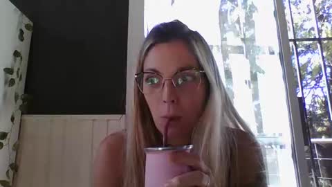 collinsjuliet177 online show from 2, 5, 2026