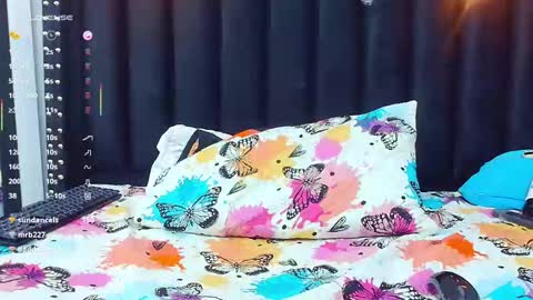 Snapshot of colombia_mommy_ chatting on 17, 2, 2025 GRETCHEN online show from 17, 2, 2025