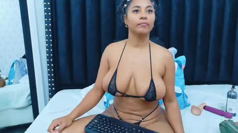 Snapshot of colombia_mommy_ chatting on 20, 3, 2026 GRETCHEN online show from 20, 3, 2026